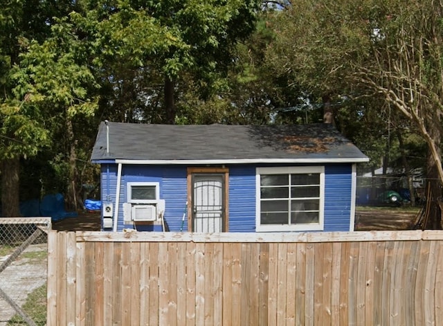 view of outdoor structure