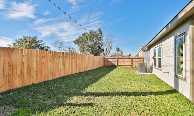 view of yard featuring cooling unit