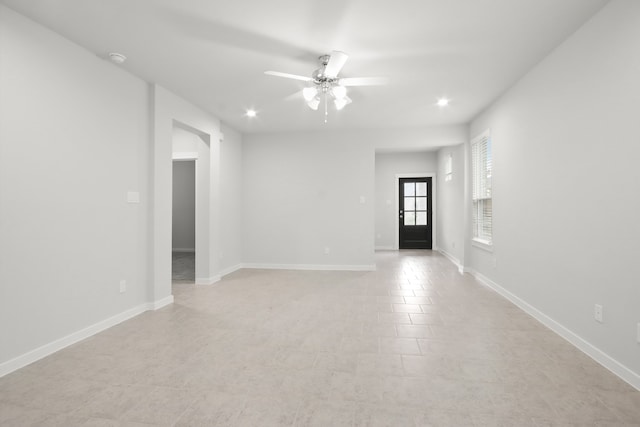 empty room with ceiling fan