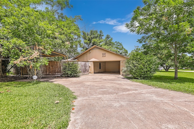 exterior space featuring a yard