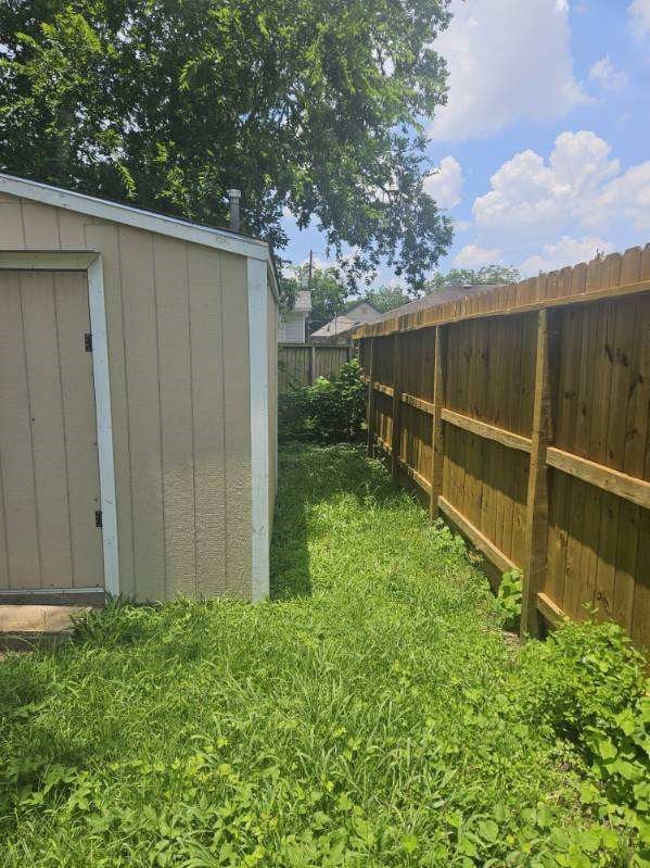 8018 Brandon St, Houston, TX 77051 - photo 19