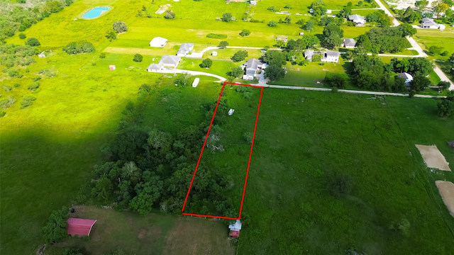 Listing photo 2 for 3811 Short Rd, Needville TX 77461