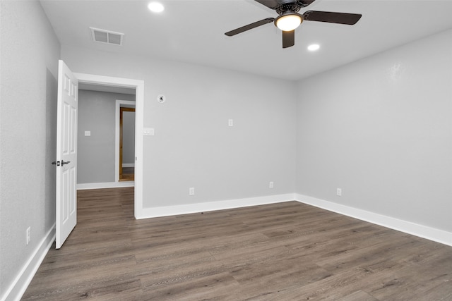 unfurnished room featuring ceiling fan and wood-type flooring