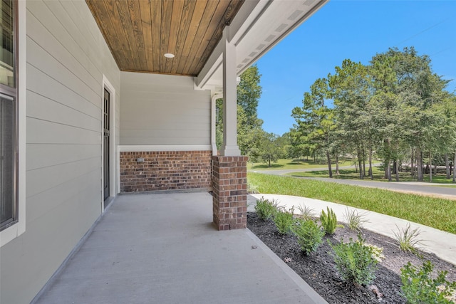 651 Paradise Dr, Coldspring, TX 77331 - view of porch