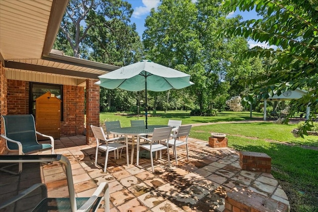 view of patio / terrace featuring outdoor dining space