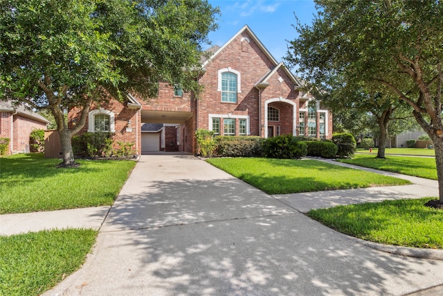 front facade with a front yard