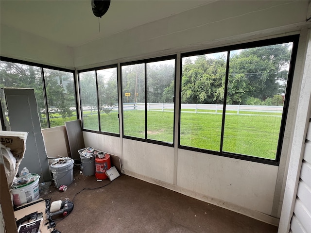 view of unfurnished sunroom