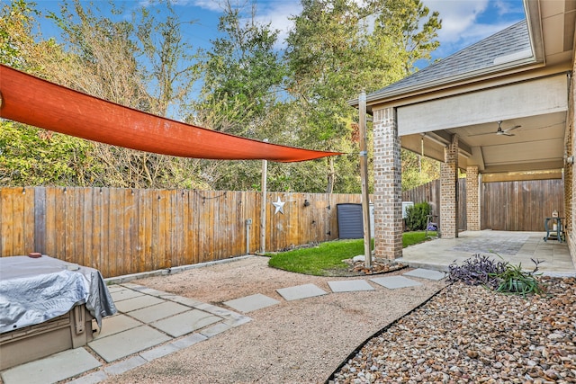 view of patio with ceiling fan