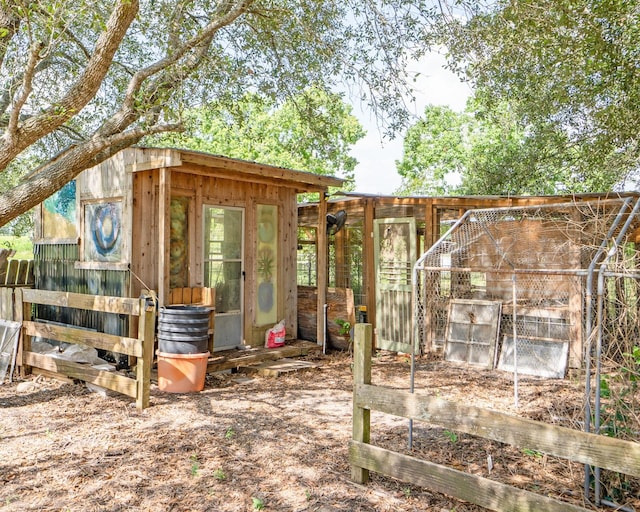 view of outdoor structure featuring an outdoor structure