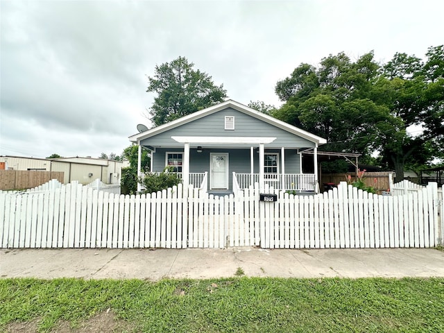 view of front of house featuring covered porch