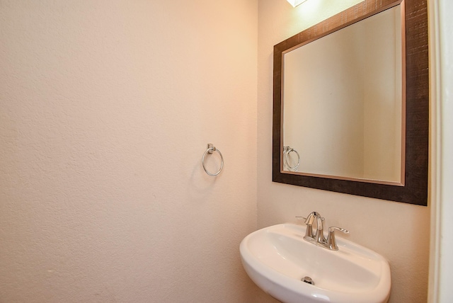 bathroom with sink