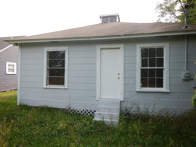 view of home's exterior