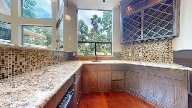 24 Autumn Cres, The Woodlands, TX 77381 - photo 8