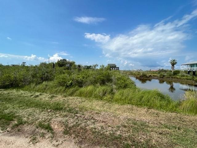 Listing photo 2 for 0 Bahama Ln, Port Bolivar TX 77650