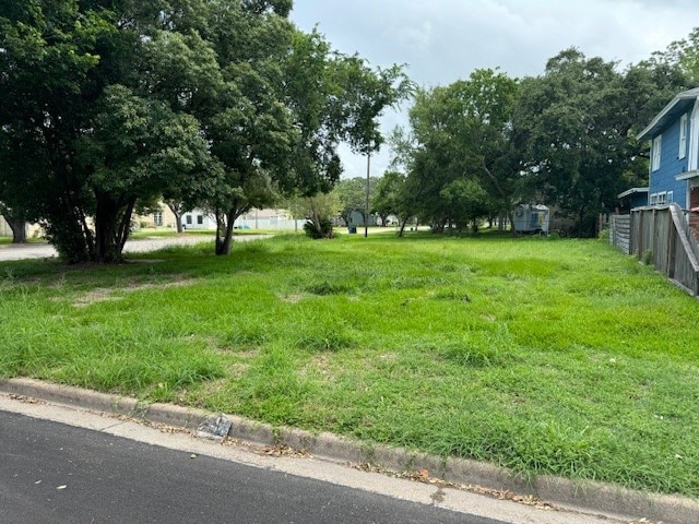 401 5th Ave N, Texas City TX, 77590 land for sale