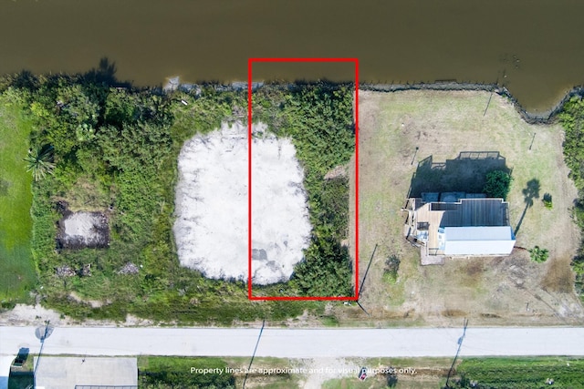 1088 Mabry St, Gilchrist, TX 77617