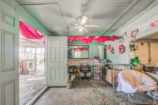 misc room with ceiling fan