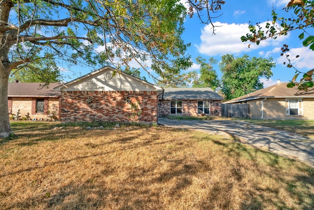 exterior space with a front yard