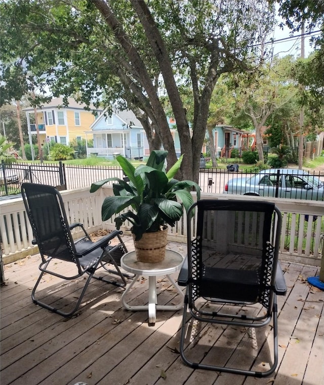 deck with fence