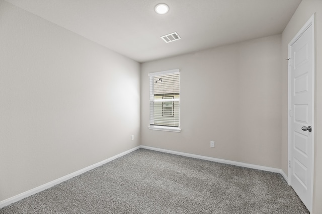 unfurnished bedroom featuring carpet floors