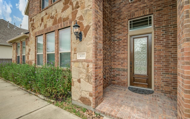 view of property entrance