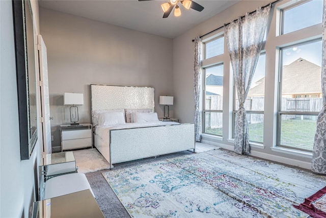 bedroom with ceiling fan