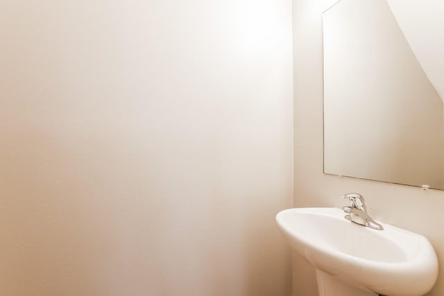 bathroom with sink