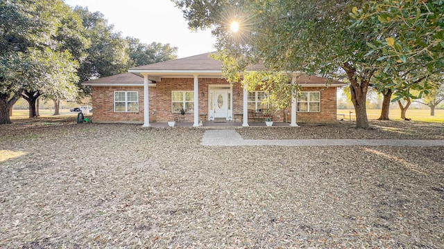 view of front facade featuring covered porch