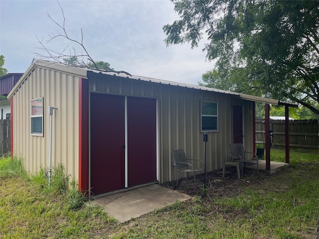 view of outbuilding