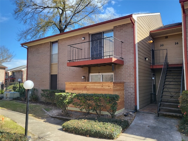 view of building exterior