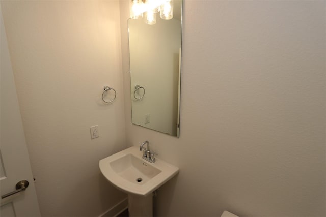 bathroom with sink