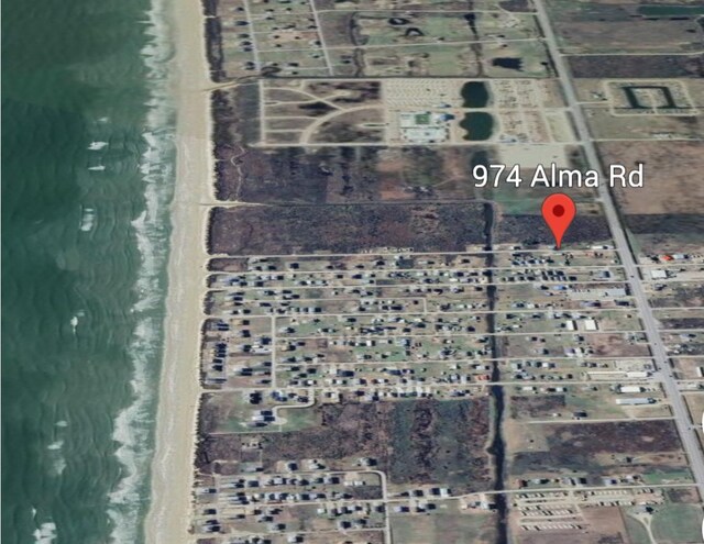974 Alma Rd, Crystal Beach, TX 77650 - photo 16
