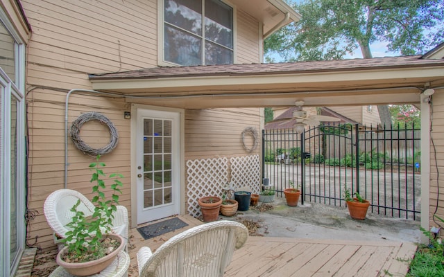 deck featuring ceiling fan