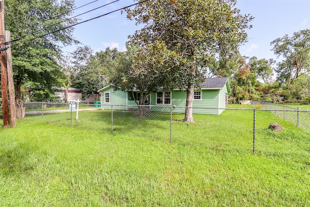 Listing photo 2 for 312 Mcmillan St, Conroe TX 77301