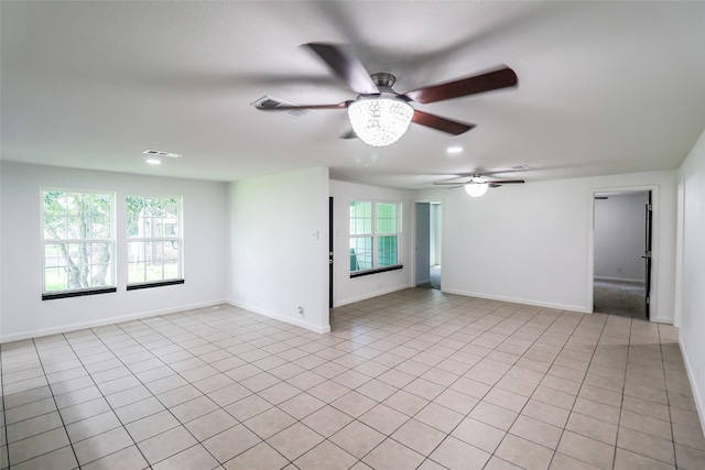 empty room with ceiling fan