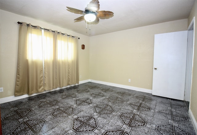 empty room with ceiling fan