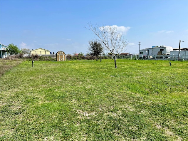 Listing photo 3 for 1080 N Monkhouse Dr, Crystal Beach TX 77650