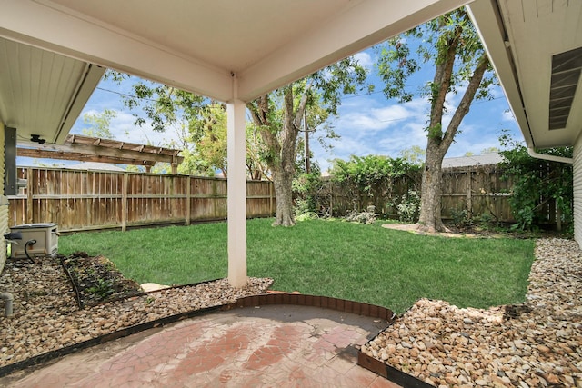 view of yard with a patio area