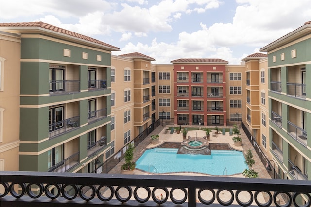 view of swimming pool