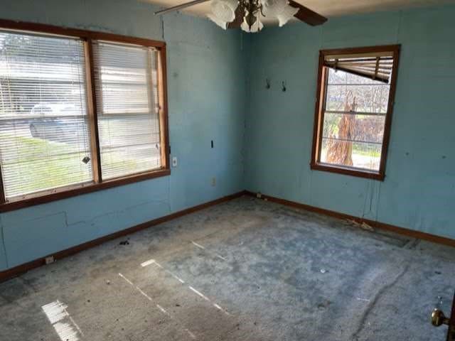 spare room featuring ceiling fan