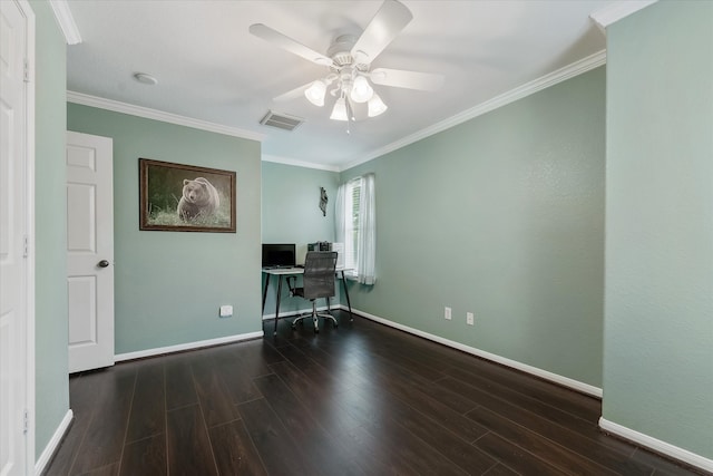 unfurnished room featuring ceiling fan, crown molding, and hardwood / wood-style floors