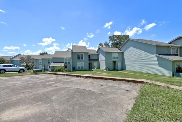 view of front property with a front yard