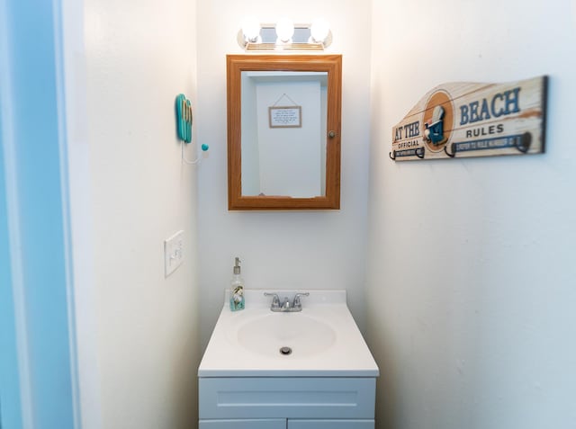 bathroom featuring vanity