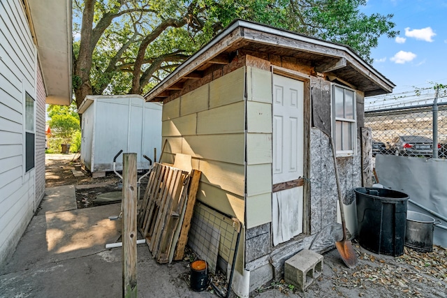 view of outbuilding