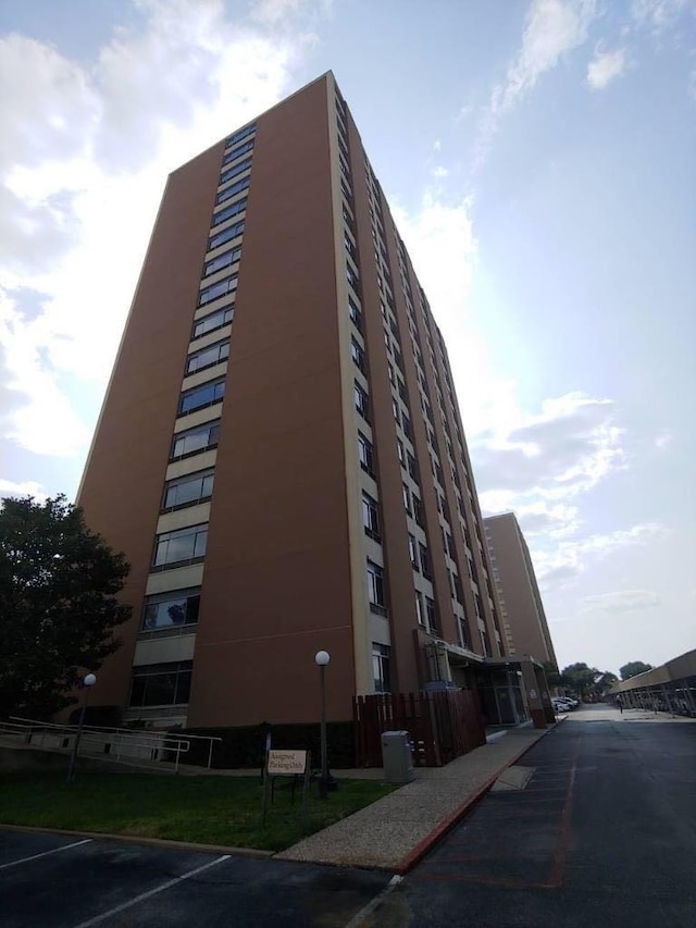 7510 Hornwood Dr Unit 201, Houston, TX 77036 - view of building exterior with uncovered parking