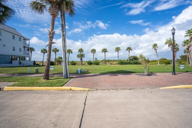1546 Beachtown Dr, Galveston, TX 77550