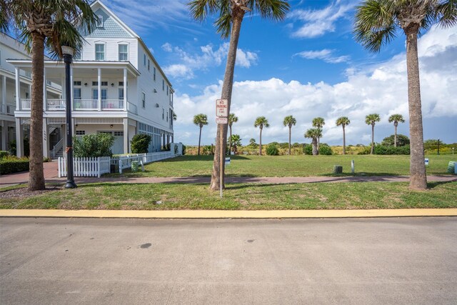 1546 Beachtown Dr, Galveston, TX 77550