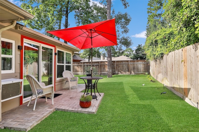 view of yard with a patio