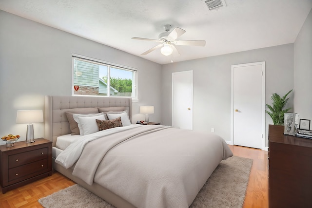 bedroom with ceiling fan