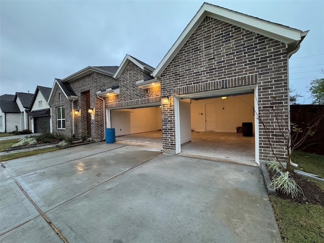 view of front facade with a garage